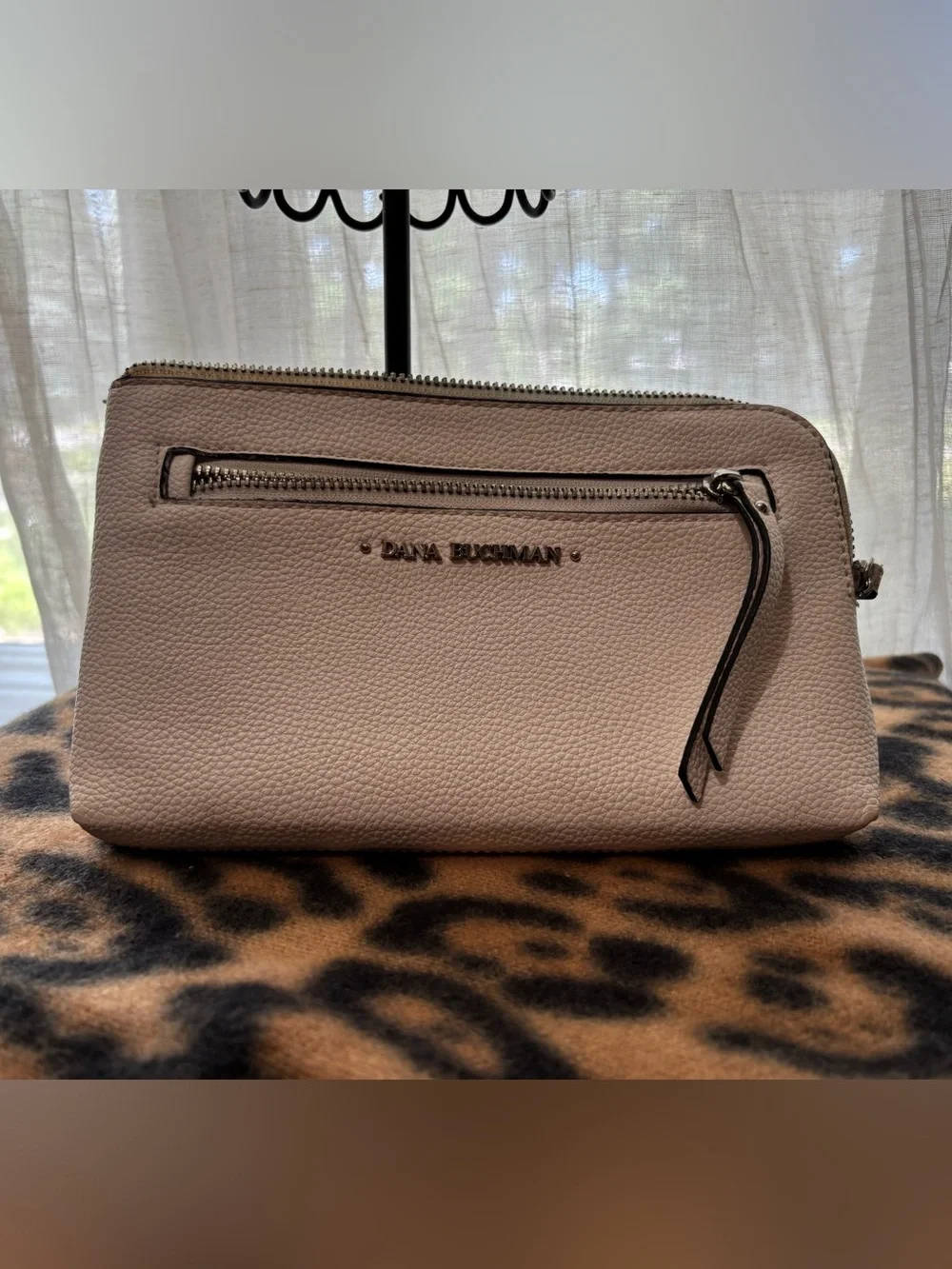 Dana Buchman white Pebble Leather Wristlet Clutch
